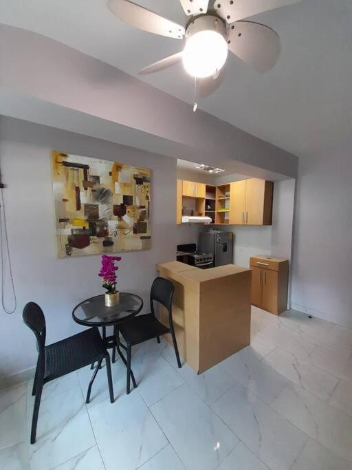 R.4-4 Lindo Estudio Ejecutivo En Area Turistica. Appartamento *